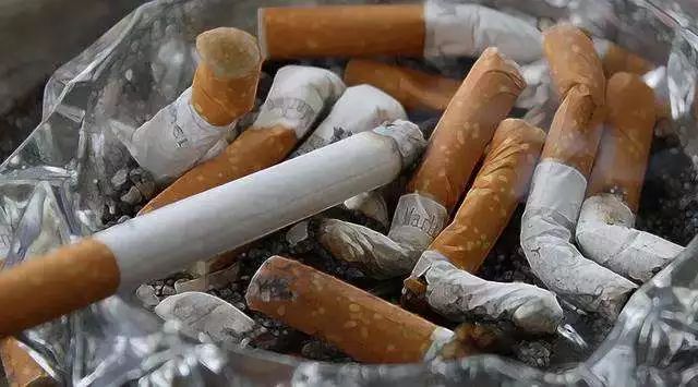 男子上香被烟呛后查出肺癌能活多久？全面解读与应对建议