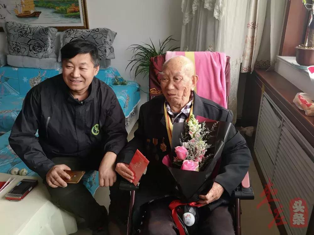 飞机坠毁100人毫无生还事件深度解析